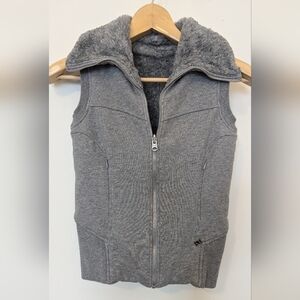 Y2K Armani Exchange Double-Sided Gray Faux-fur Lined Vest | XS